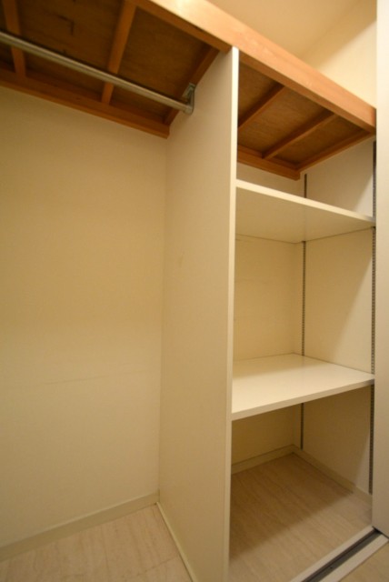 東急ドエルアルス上野毛206 　収納