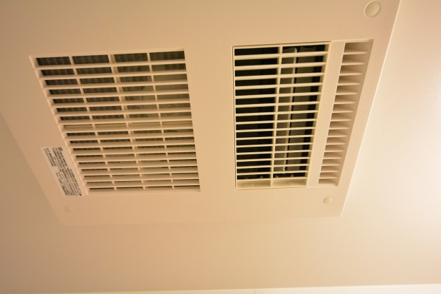 ビラカーサ四谷四丁目　浴室乾燥機