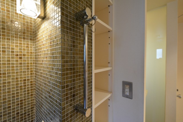 東急ドエルアルス上野毛206 　収納