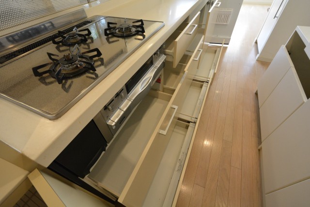 東急ドエルアルス上野毛206 　収納