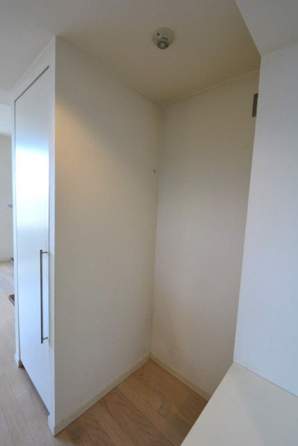 東急ドエルアルス上野毛206 　冷蔵庫置場