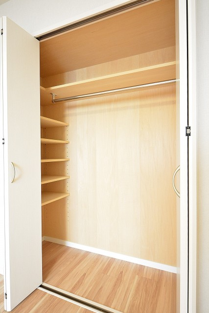 朝日プラザ上北沢　6.0帖洋室クローゼット