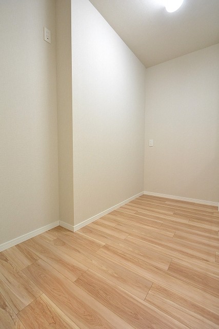 朝日プラザ上北沢　3.0帖の独立キッチン