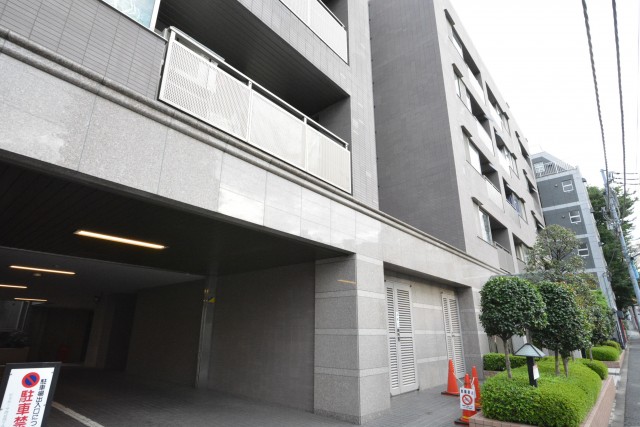 ビラカーサ四谷四丁目　外観