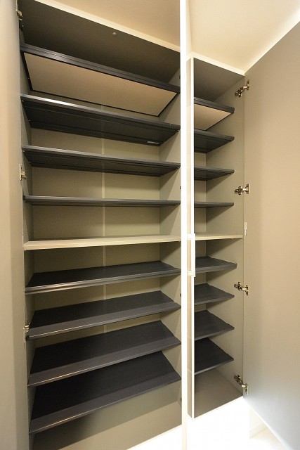 西新宿ハウス　シューズBOX