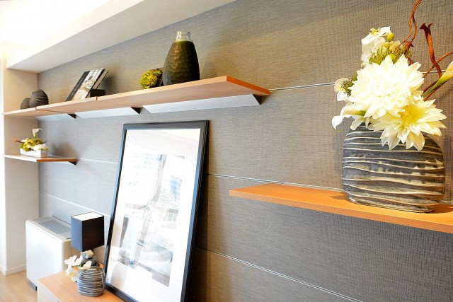 代官山マンション　リビングの棚