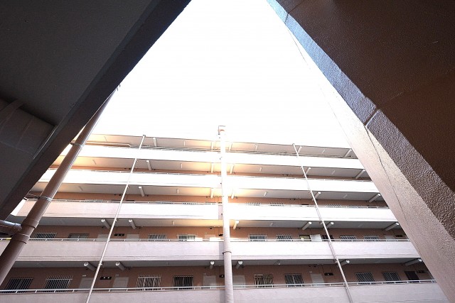 築地永谷コーポラス　共用廊下