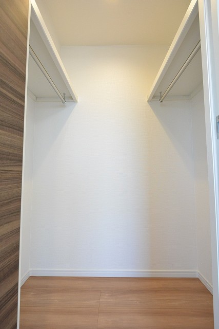 エントピア五月園　6.0帖洋室のWIC