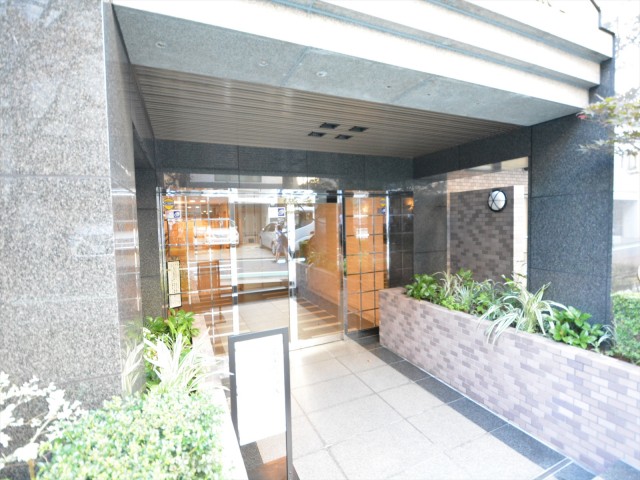 クレッセント目黒Ⅱ　エントランス