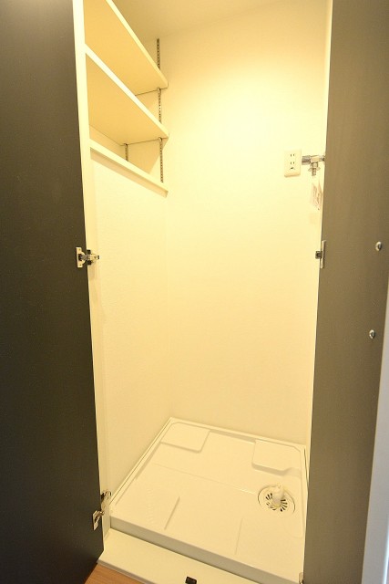 築地永谷コーポラス　ランドリースペース