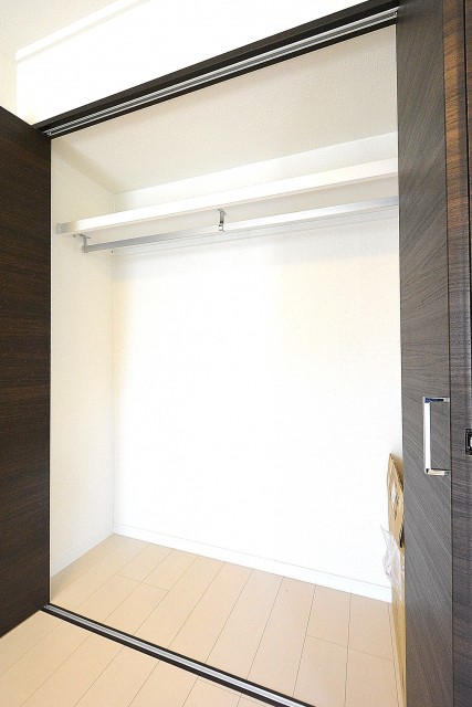 フジマンションウイスタリア　5.5帖洋室のクローゼット