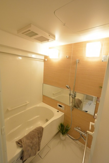 クレッセント目黒Ⅱ　浴室