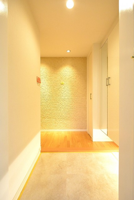 コスモ自由が丘　玄関