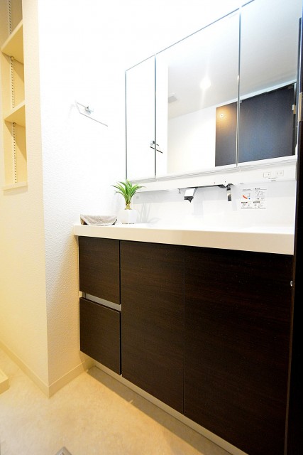 グランコピエ広尾　洗面台