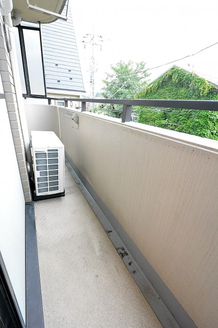 コスモ自由が丘　14.0帖LDKのバルコニー