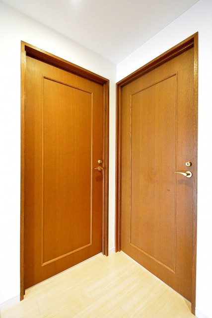 エステージ上野毛　洋室2部屋入口