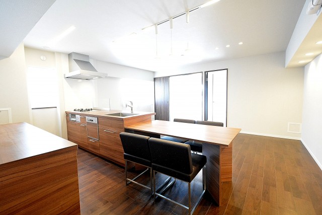 ライオンズマンション広尾第2　16.2帖LDK