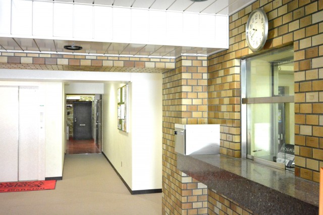 ライオンズマンション高円寺南　エントランス