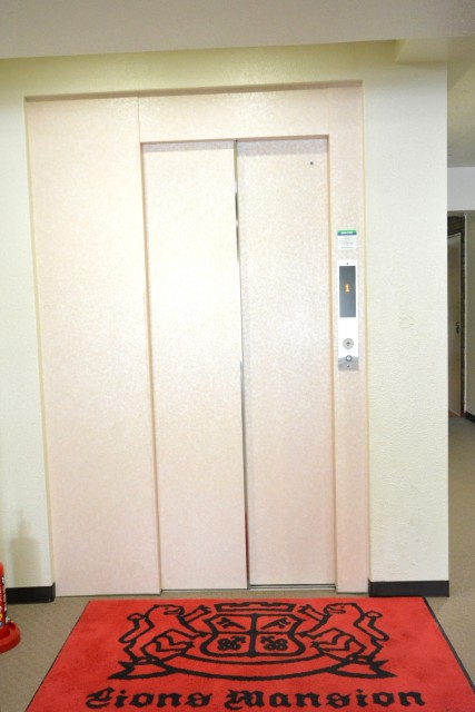 ライオンズマンション高円寺南　エレベーター