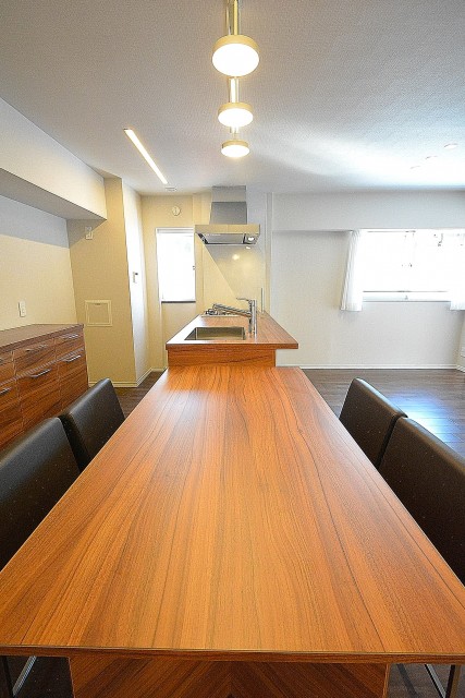 ライオンズマンション広尾第2　16.2帖LDKカウンター