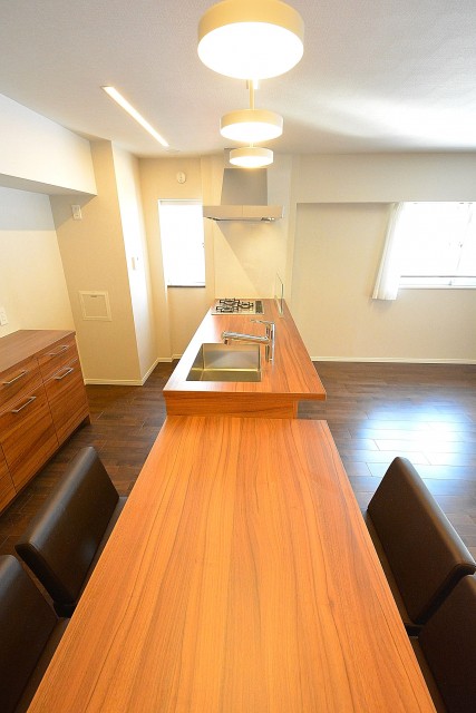 ライオンズマンション広尾第2　16.2帖LDKカウンター