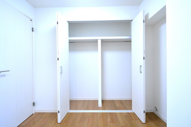 ライオンズマンション高円寺南　洋室クローゼット