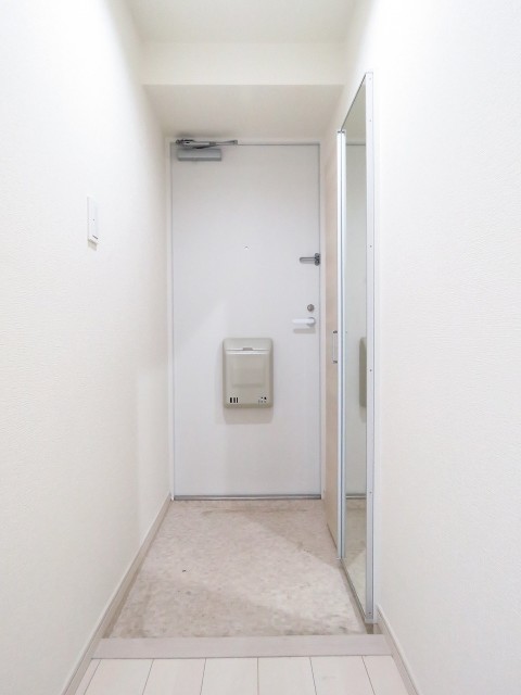 メイツ大井町　玄関ホール