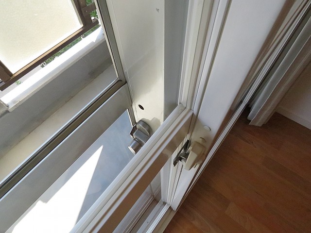 五反田サニーフラット　二重サッシ