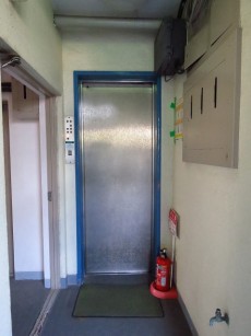 コーポ洗足　エレベーター