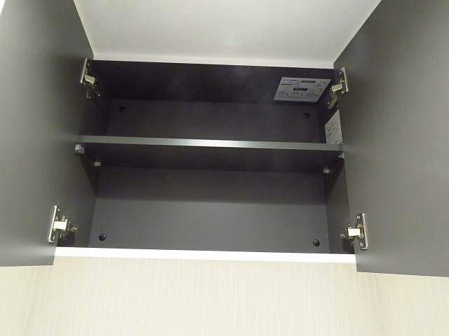 コーポ洗足　トイレ収納