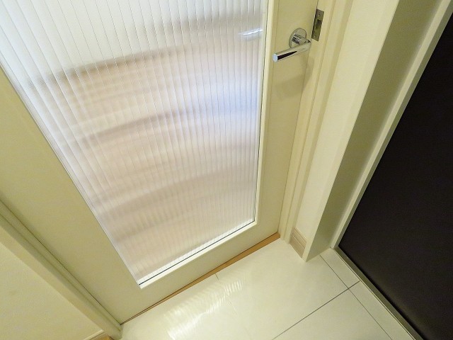 日神パレステージ南大井　洋室扉