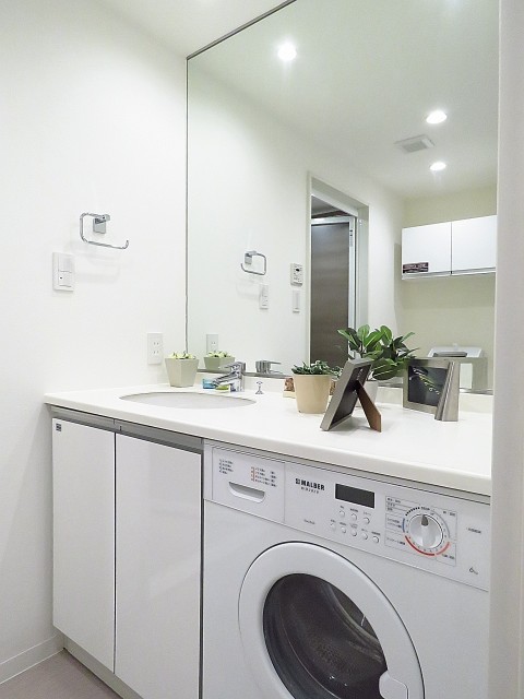 日神パレステージ南大井　洗面化粧台