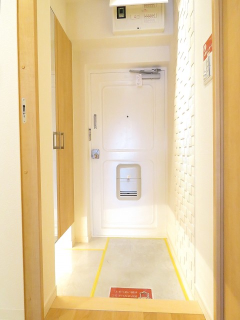 秀和大岡山レジデンス　玄関ホール