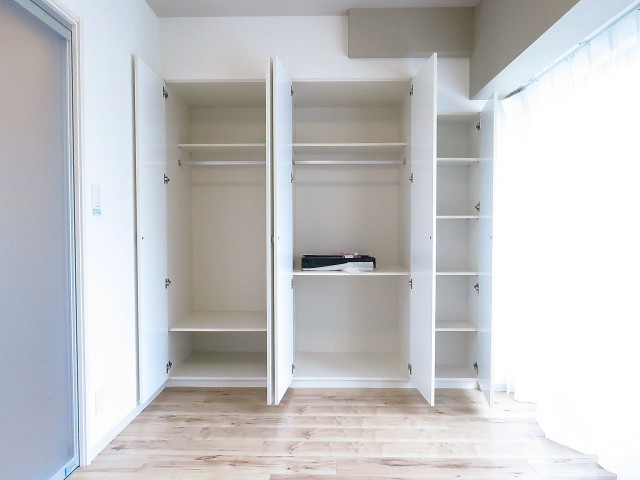 日神パレステージ南大井　洋室約5.7帖収納