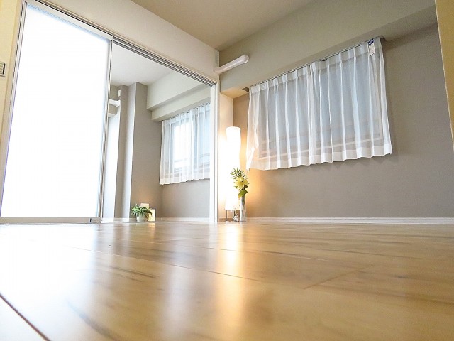 日神パレステージ南大井　ダイニングキッチン+洋室