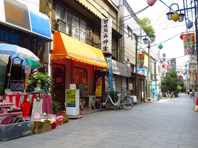 日神パレステージ南大井　商店街