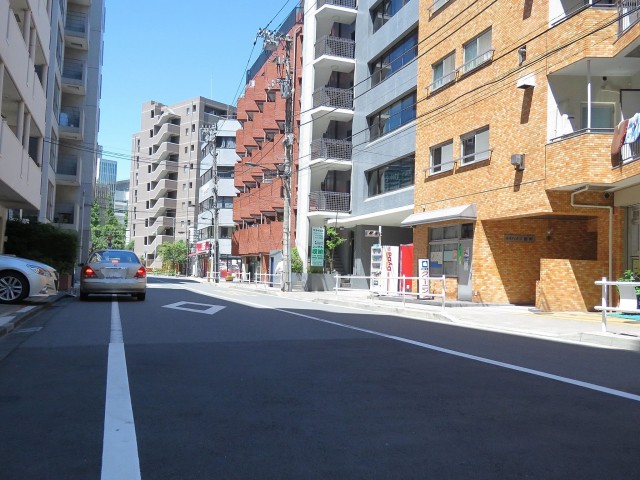 ネオハイツ田町　前面道路