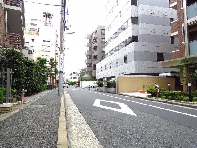 ミオカステーロ目黒都立大Ⅱ　前面道路