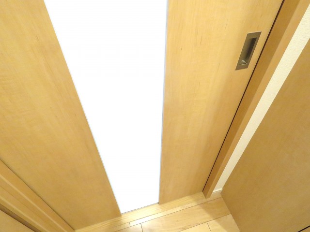 ワコー三田マンション　ダイニングキッチン扉