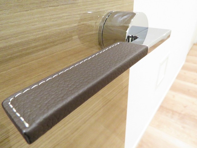 学芸大ダイヤモンドマンション　ドアのぶ