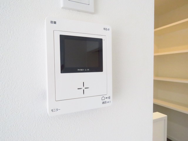日商岩井第2玉川台マンション　TVモニター付きインターホン