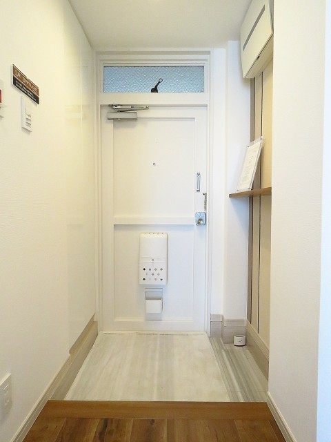 東山コーポラス　玄関ホール