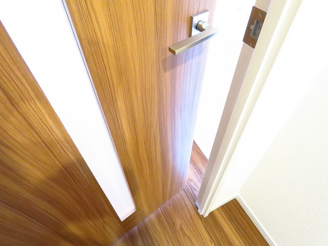 自由ヶ丘第七コーポ　LDK扉