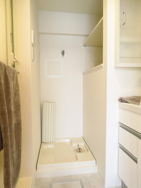 ハイネス巣鴨　洗濯機置場