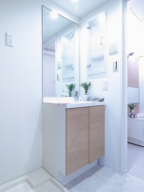 ＮＫ五反田コータース　洗面化粧台