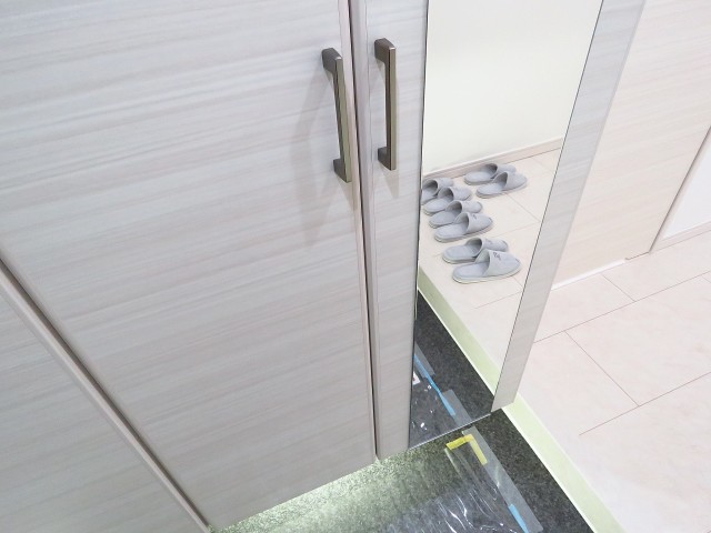 メゾン・デラビル巣鴨　シューズBOX