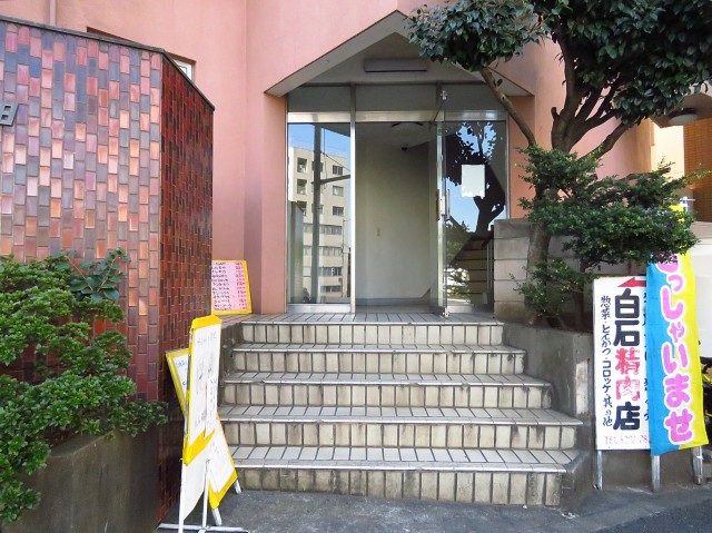 ヴィラティック早稲田　エントランス