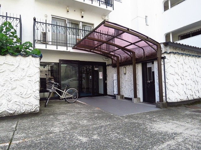 秀和恵比寿レジデンス　エントランス