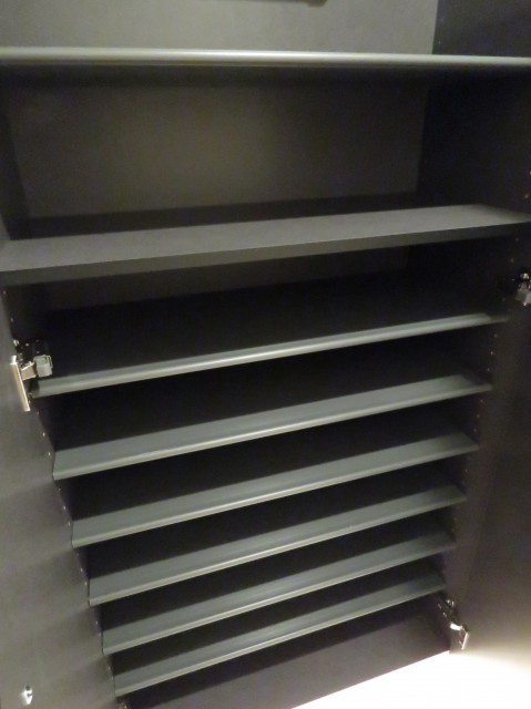 上馬マンション　シューズBOX