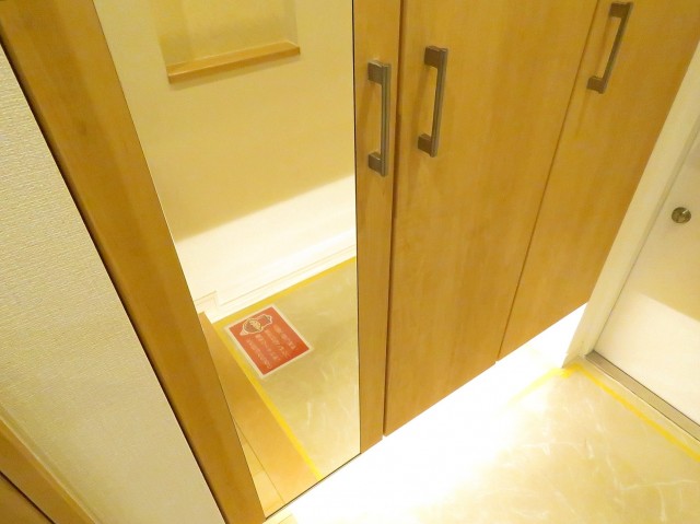 上馬マンション　シューズBOX